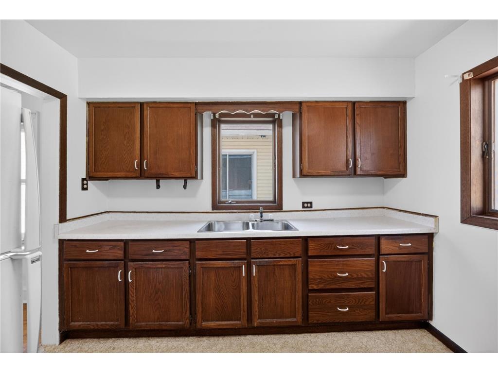 2711 W 9th Street Duluth MN 55806 7080559 image15