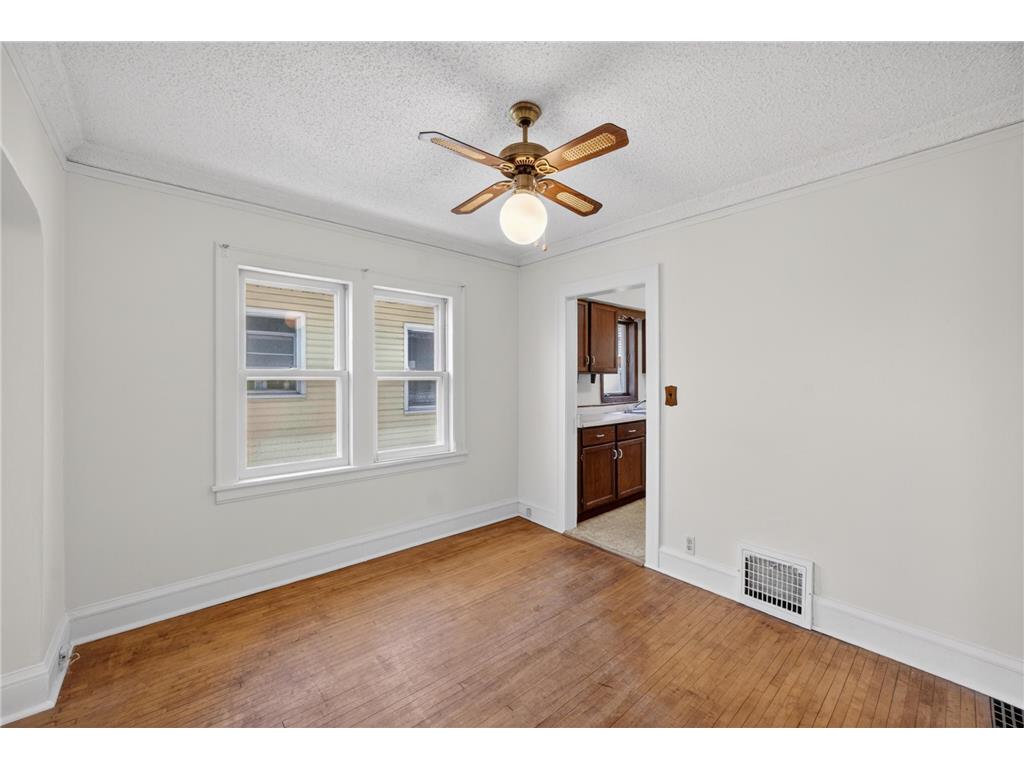 2711 W 9th Street Duluth MN 55806 7080559 image16