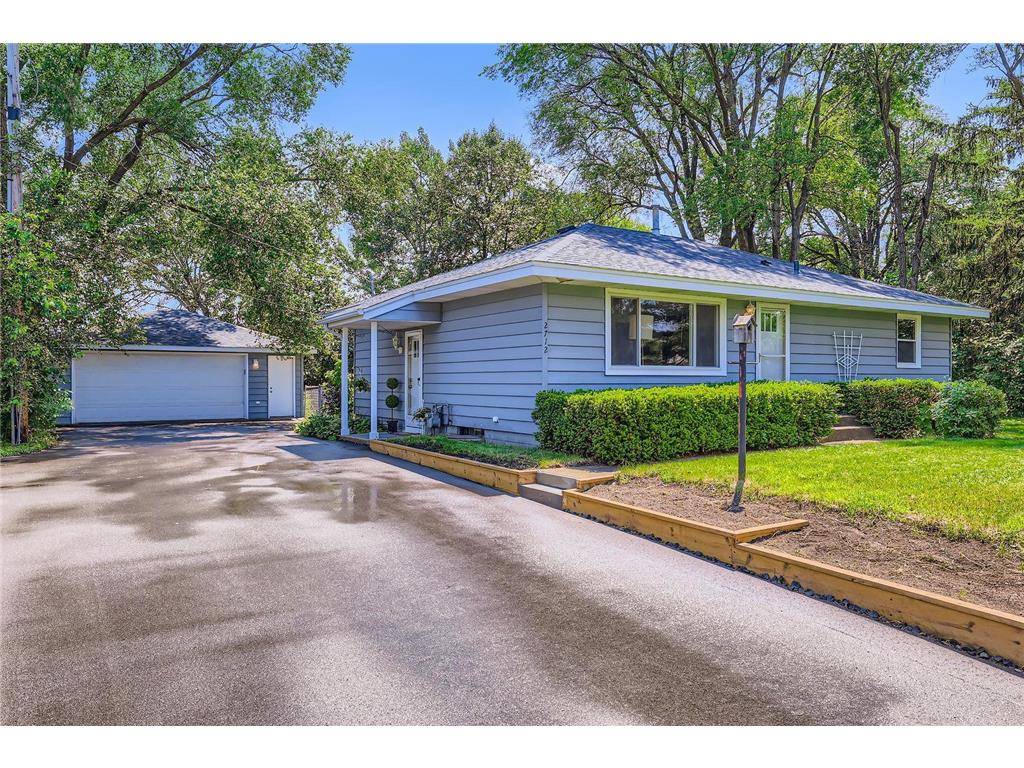 2712 9th Avenue Anoka MN 55303 6747157 image1