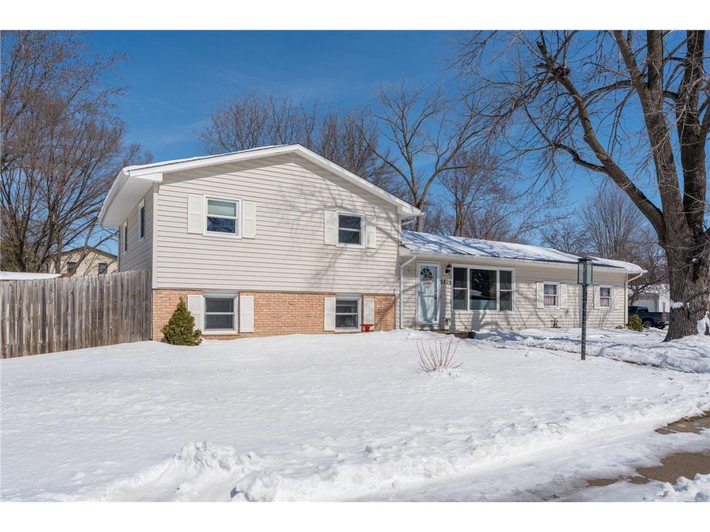 2712 E Main Street Mankato MN 56001 7039417 image1