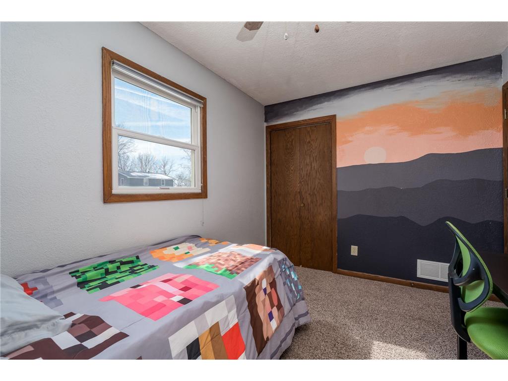 2712 E Main Street Mankato MN 56001 7039417 image14