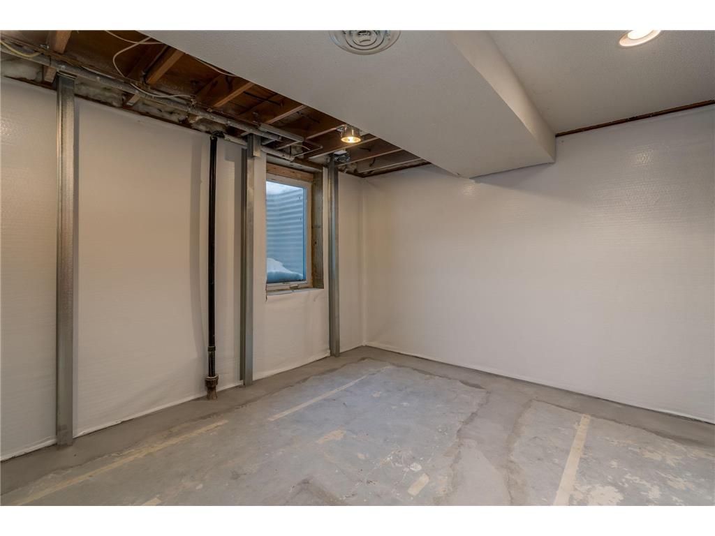 2712 E Main Street Mankato MN 56001 7039417 image25