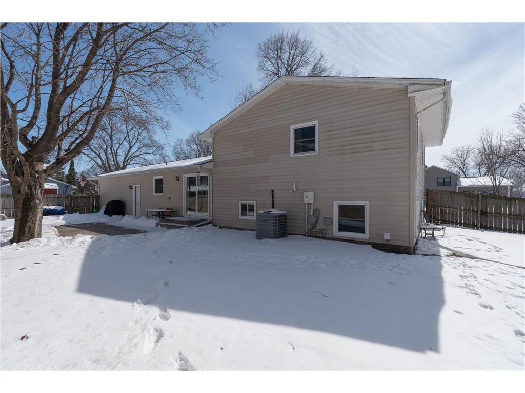 2712 E Main Street Mankato MN 56001 7039417 image30