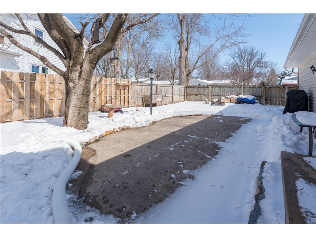 2712 E Main Street Mankato MN 56001 7039417 image31