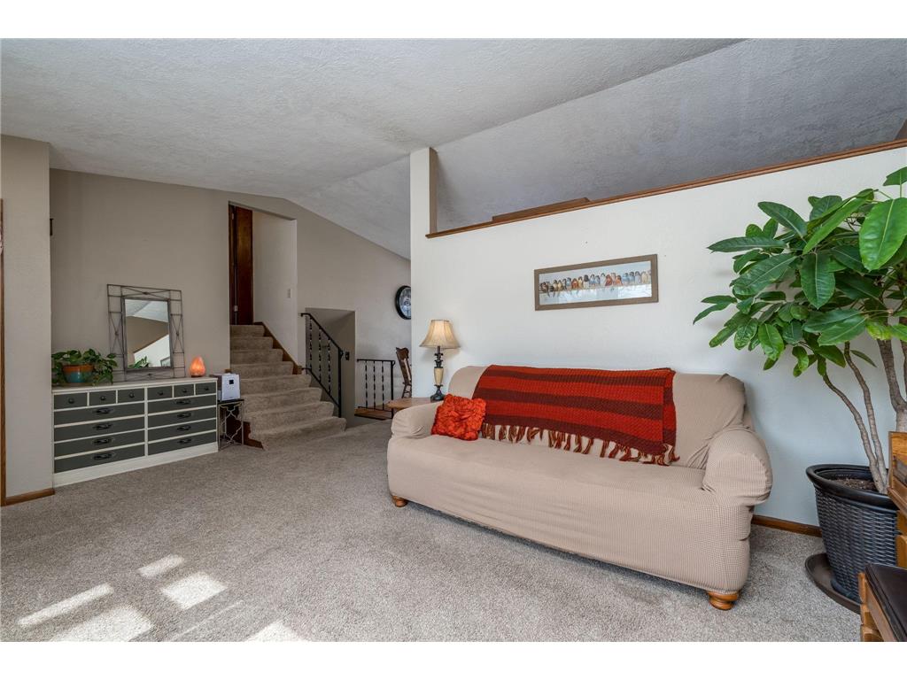 2712 E Main Street Mankato MN 56001 7039417 image5