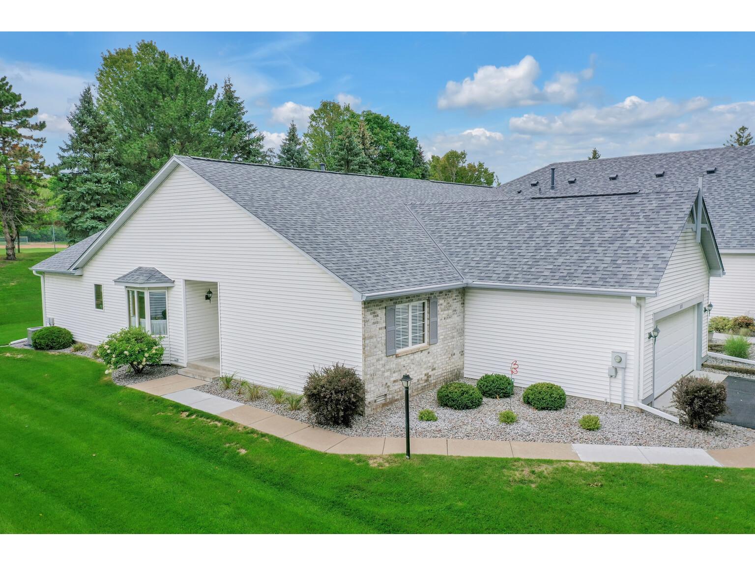 2712 Lake Court Drive, Mounds View, MN, 55112 MLS 6093022 Edina Realty