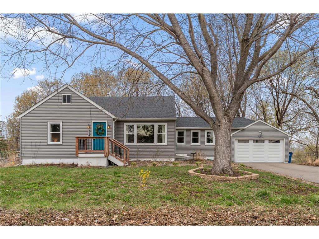 2712 Williams Drive Burnsville MN 55337 7014920 image1