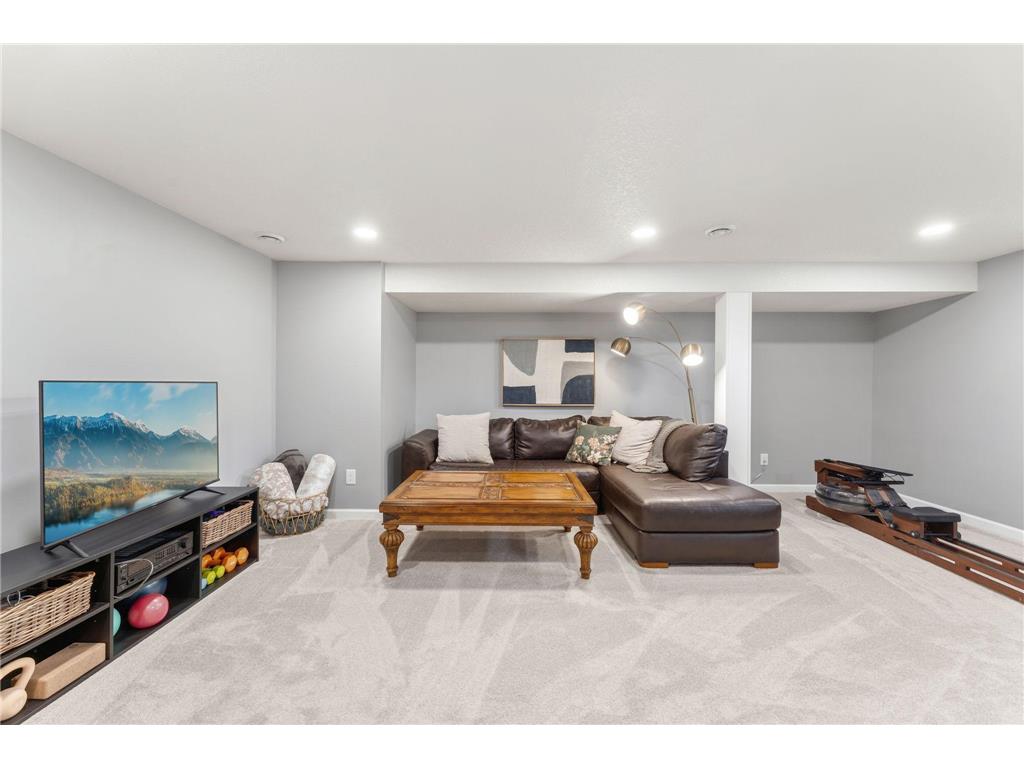 2712 Williams Drive Burnsville MN 55337 7014920 image26