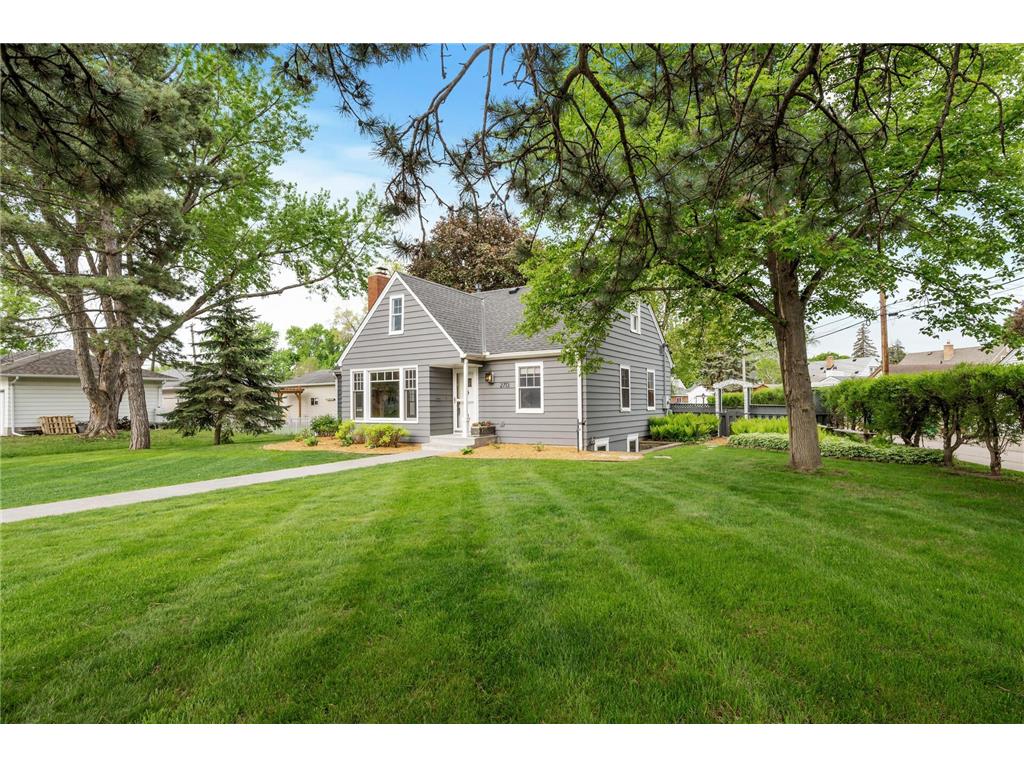 2713 Abbott Avenue N Robbinsdale MN 55422 6372379 image1