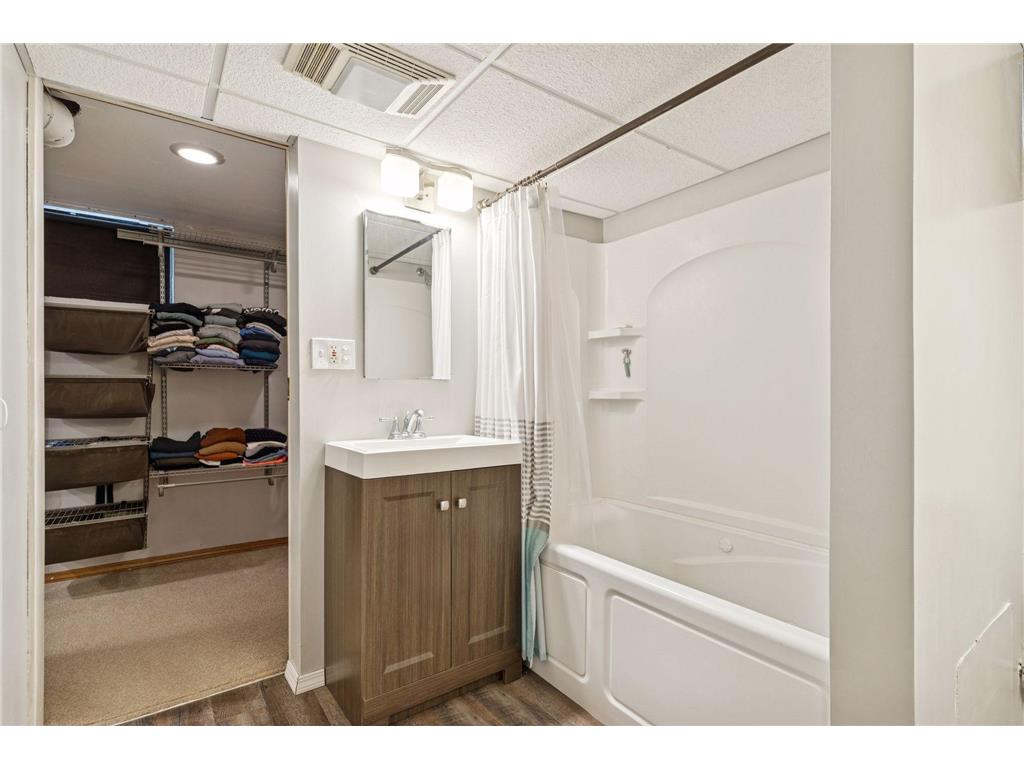 2713 Brunswick Avenue S Saint Louis Park MN 55416 7054444 image22