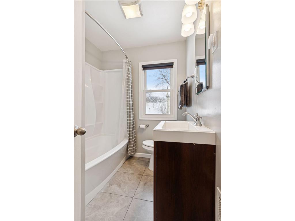 2713 Brunswick Avenue S Saint Louis Park MN 55416 7054444 image24