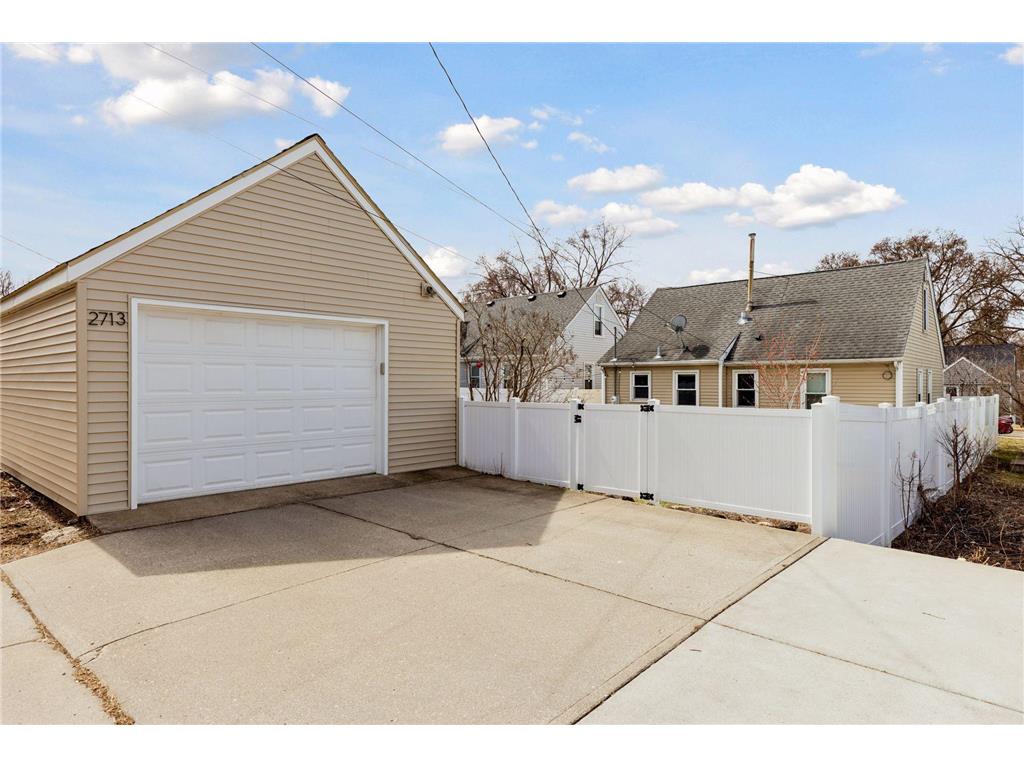 2713 Brunswick Avenue S Saint Louis Park MN 55416 7054444 image28