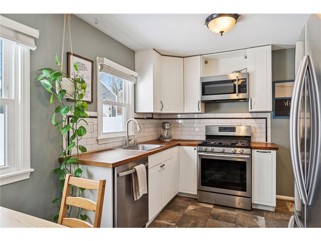 2713 Brunswick Avenue S Saint Louis Park MN 55416 7054444 image5