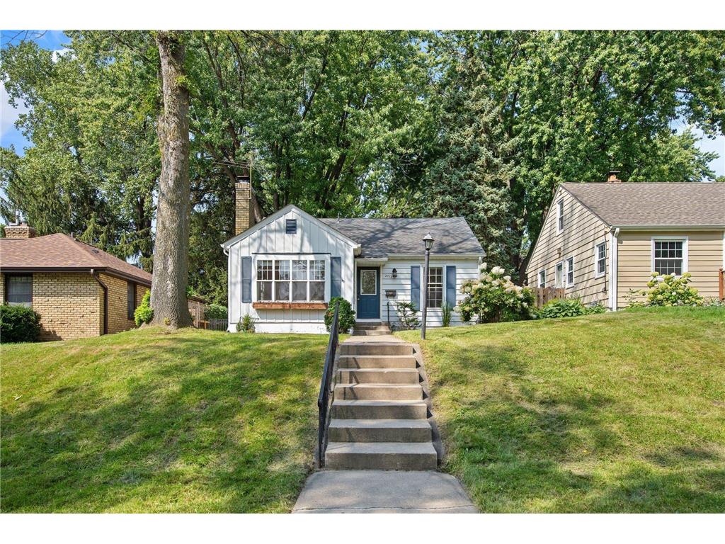 2713 Ewing Avenue N Robbinsdale MN 55422 6590984 image1