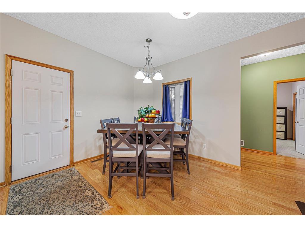 2713 Village Drive Faribault MN 55021 6799787 image10