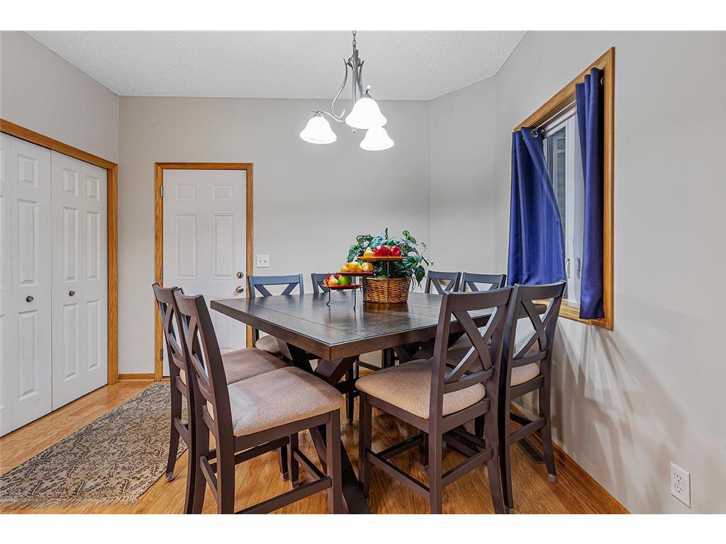 2713 Village Drive Faribault MN 55021 6799787 image11