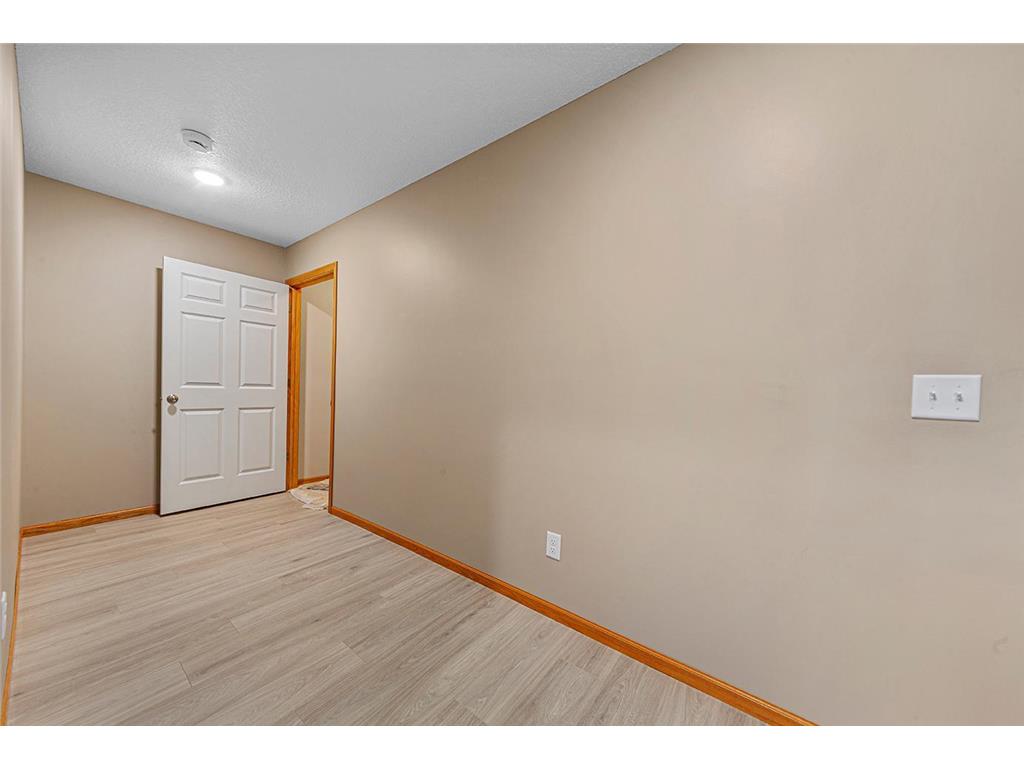 2713 Village Drive Faribault MN 55021 6799787 image31