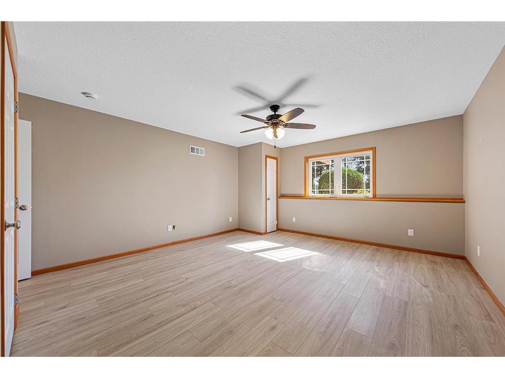 2713 Village Drive Faribault MN 55021 6799787 image34