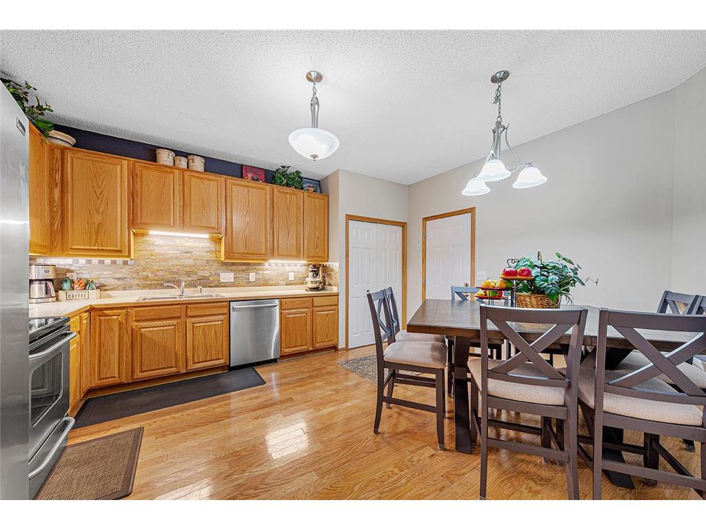 2713 Village Drive Faribault MN 55021 6799787 image5