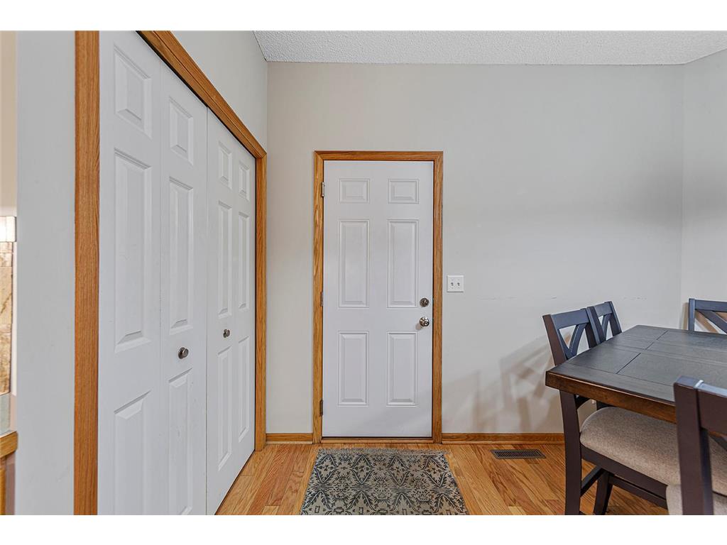 2713 Village Drive Faribault MN 55021 6799787 image6