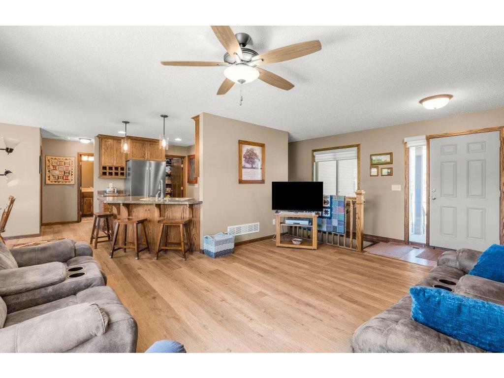 27137 103rd Street NW Zimmerman MN 55398 7073561 image4