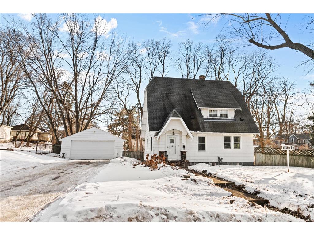 2714 9th Avenue E North Saint Paul MN 55109 7020003 image1