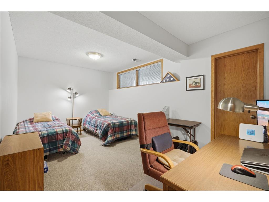 2714 Lake Court Drive #100 Mounds View MN 55112 7099800 image17