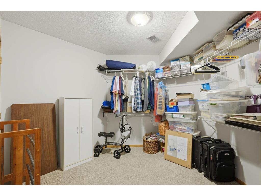2714 Lake Court Drive #100 Mounds View MN 55112 7099800 image27