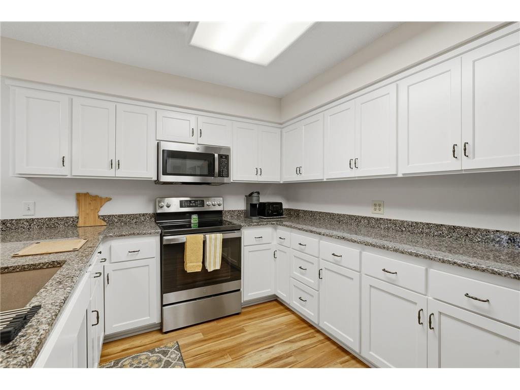 2714 Lake Court Drive #100 Mounds View MN 55112 7099800 image3