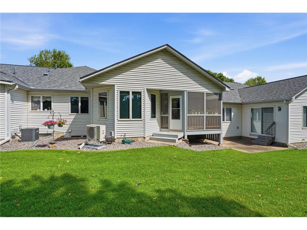 2714 Lake Court Drive #100 Mounds View MN 55112 7099800 image34
