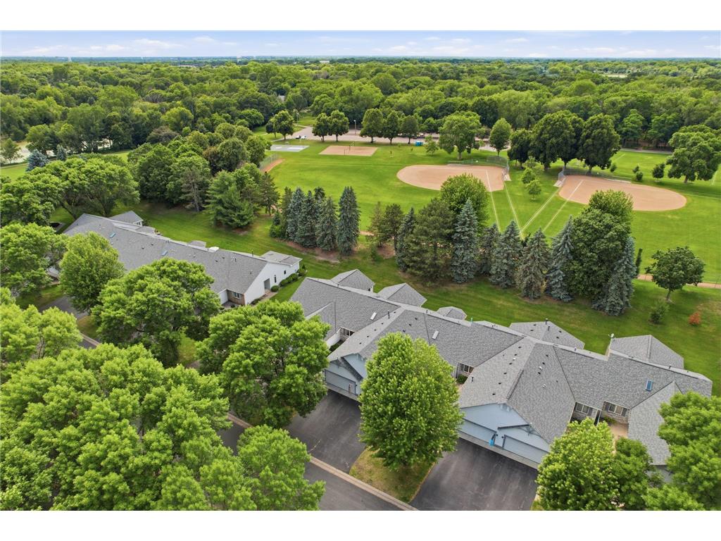 2714 Lake Court Drive #100 Mounds View MN 55112 7099800 image42