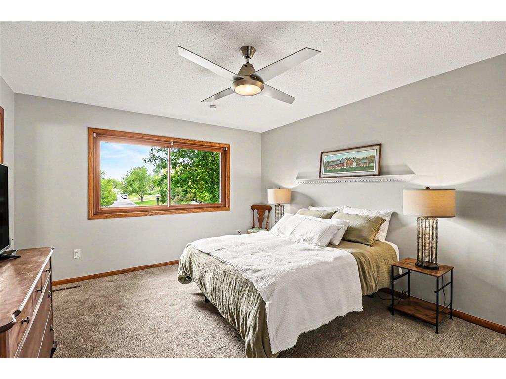 2714 Shadow Wood Court Chaska MN 55318 7022393 image9