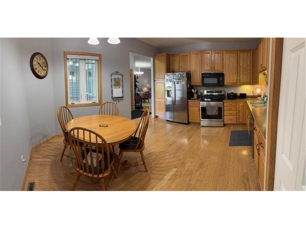 2714 Village Drive Faribault MN 55021 7083518 image3
