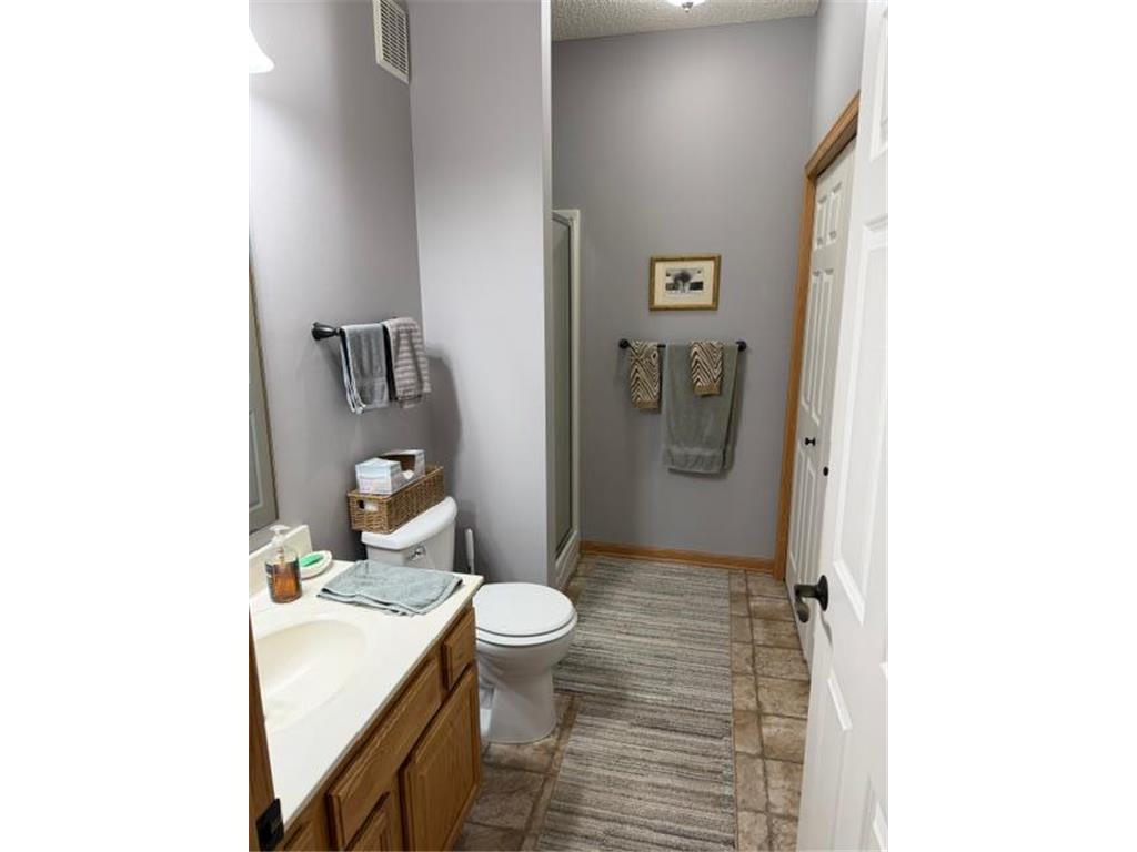 2714 Village Drive Faribault MN 55021 7083518 image9