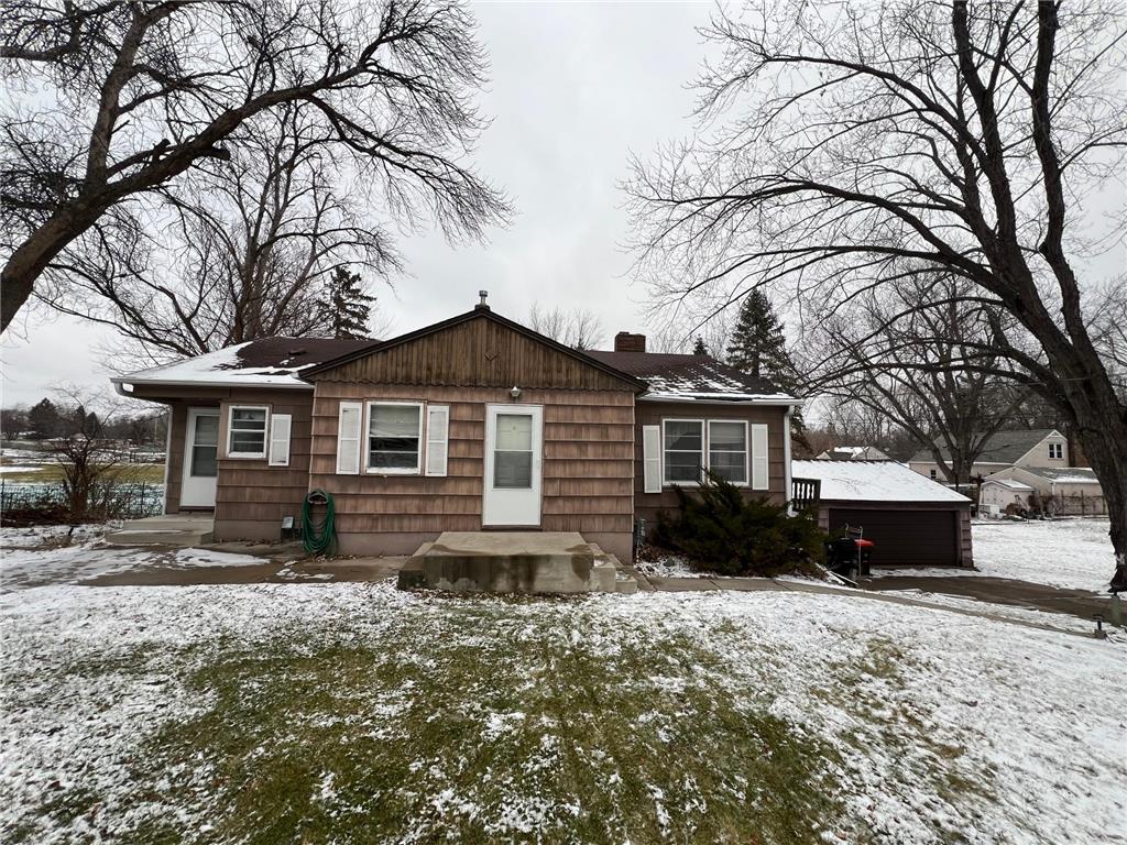 2715 5th Street E Maplewood MN 55119 6475845 image1