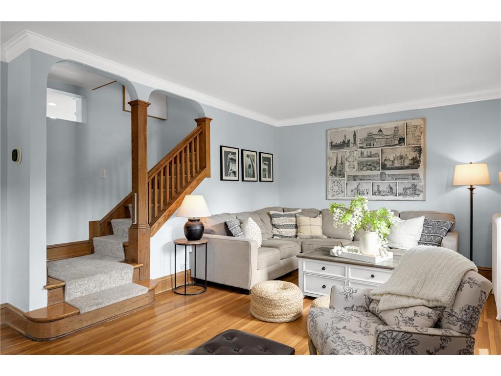 2715 Robbins Street Minneapolis MN 55410 7091210 image1