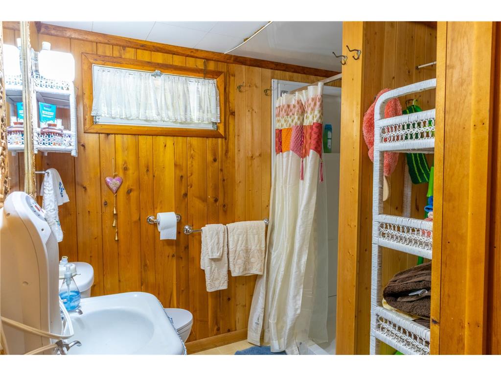 2715 Roberts Island International Falls MN 56649 - Rainy 6767803 image24