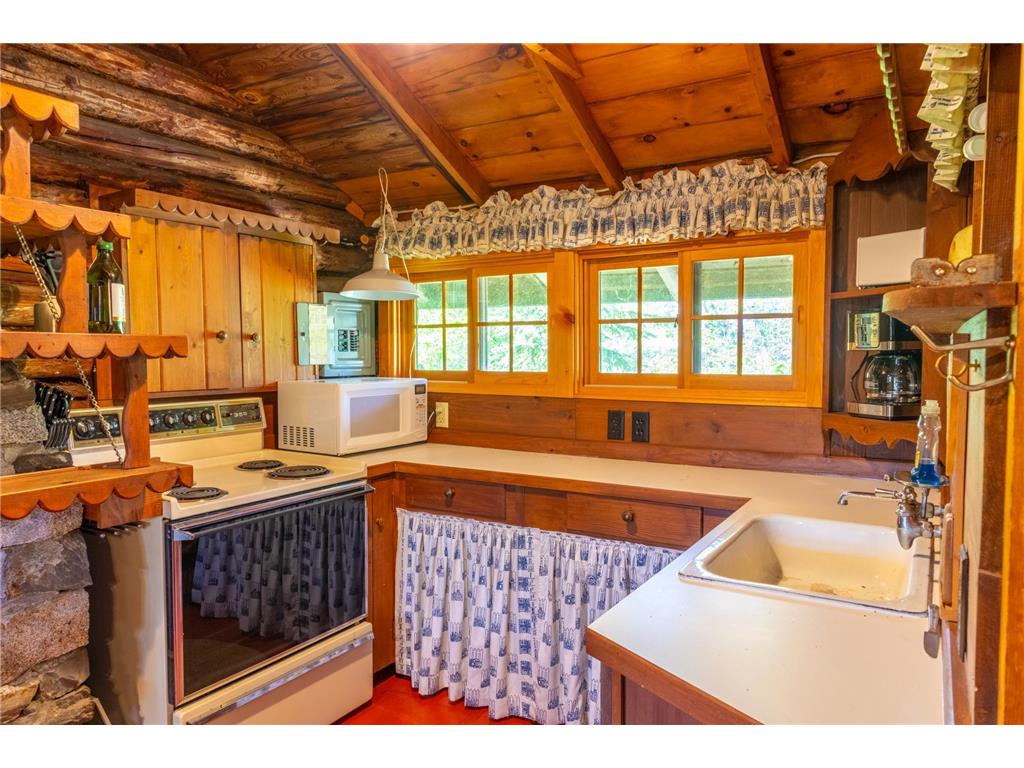 2715 Roberts Island International Falls MN 56649 - Rainy 6767803 image39