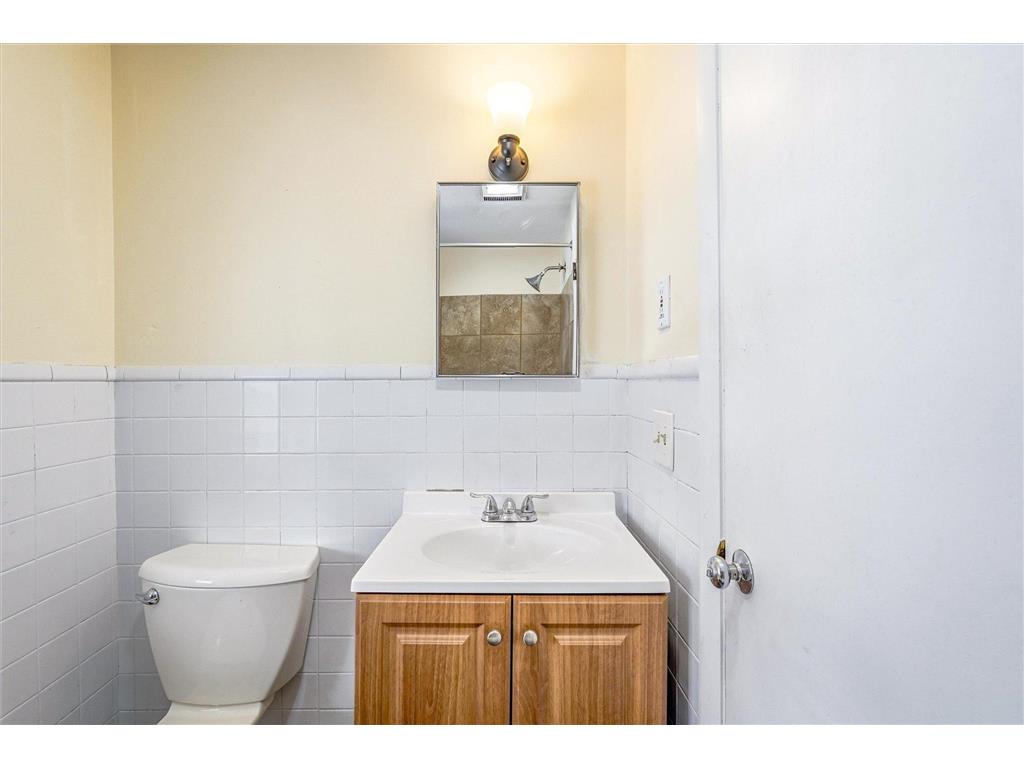 2716 2nd Avenue S Minneapolis MN 55408 6826186 image19