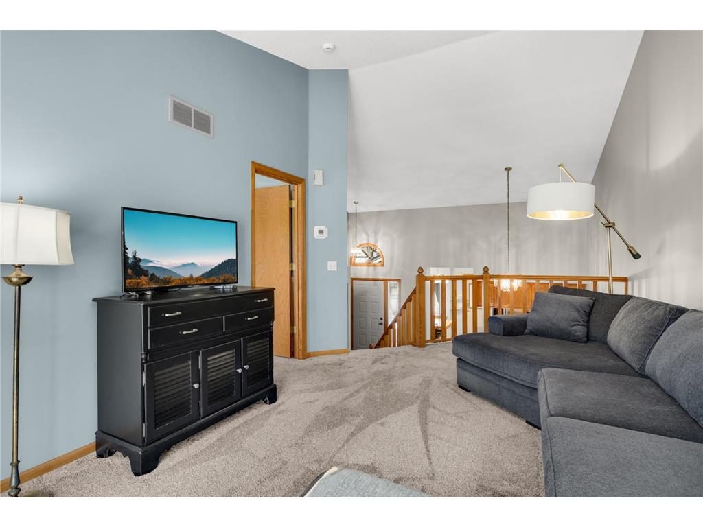 2716 River Woods Lane Burnsville MN 55337 7056182 image11