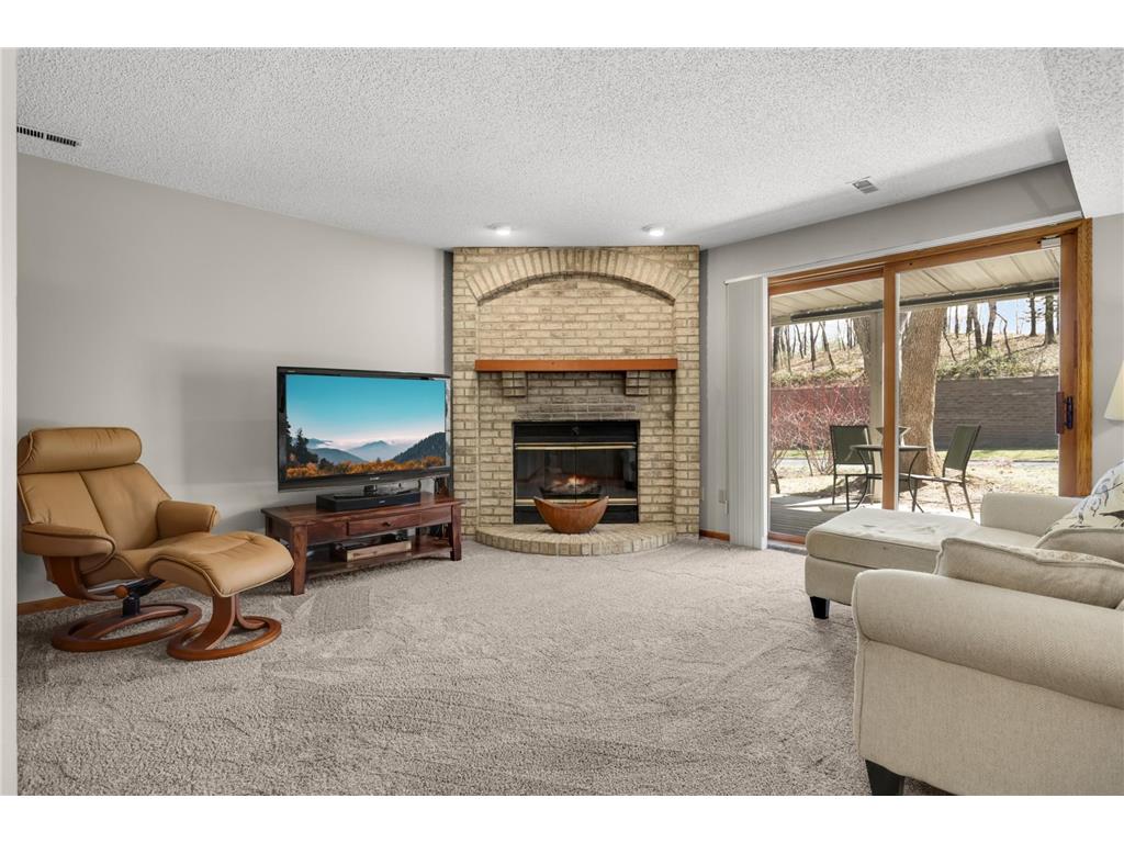 2716 River Woods Lane Burnsville MN 55337 7056182 image18