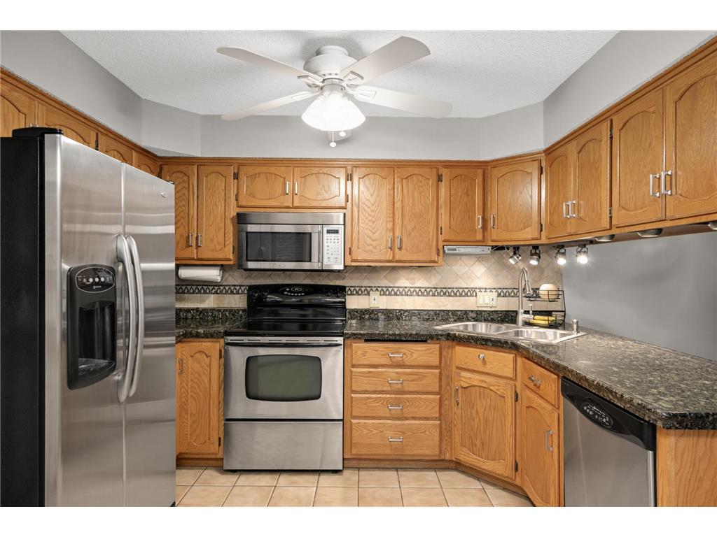 2716 River Woods Lane Burnsville MN 55337 7096454 image8