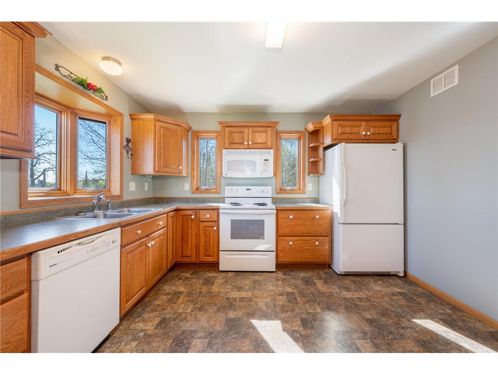 27162 County Road 16 Goodland Twp MN 55746 - Little Island Lake 7085187 image18