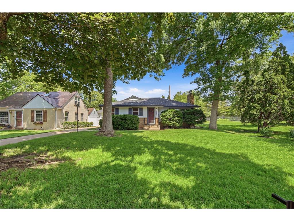 2717 30th Avenue NE Saint Anthony MN 55418 7056729 image2