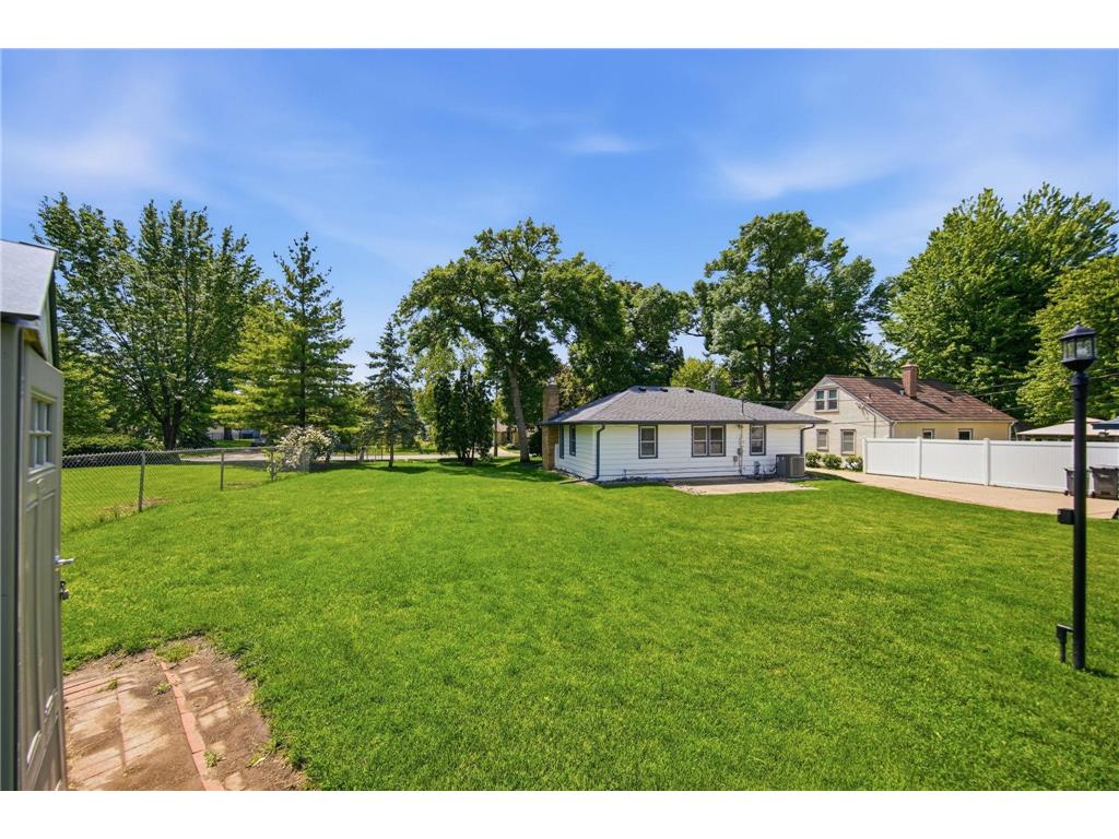 2717 30th Avenue NE Saint Anthony MN 55418 7056729 image38
