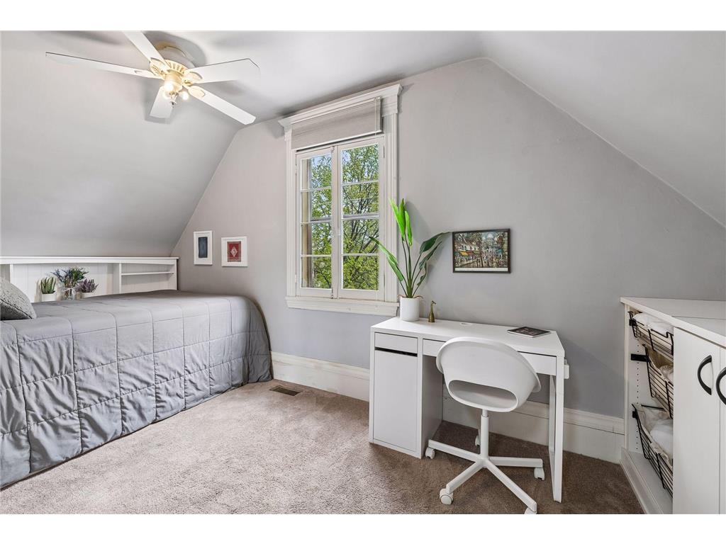 2717 Emerson Avenue S Minneapolis MN 55408 7066653 image31