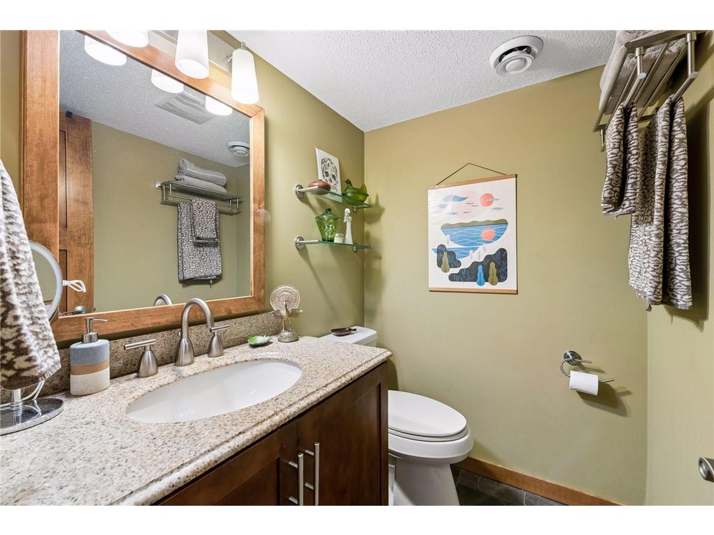 2717 Emerson Avenue S Minneapolis MN 55408 7066653 image42