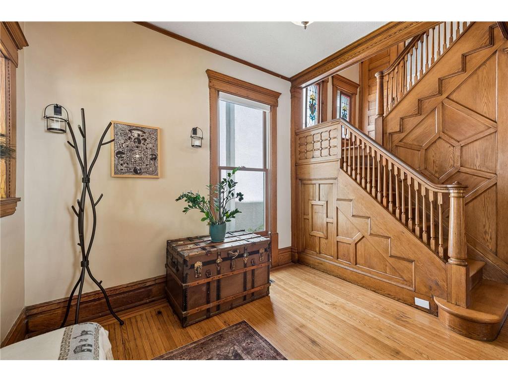 2717 Emerson Avenue S Minneapolis MN 55408 7066653 image5