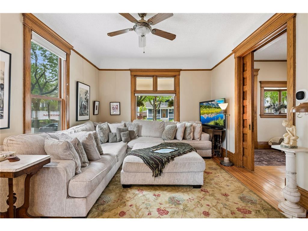 2717 Emerson Avenue S Minneapolis MN 55408 7066653 image7