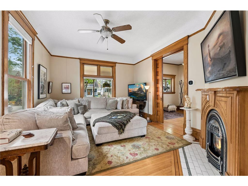 2717 Emerson Avenue S Minneapolis MN 55408 7066653 image9
